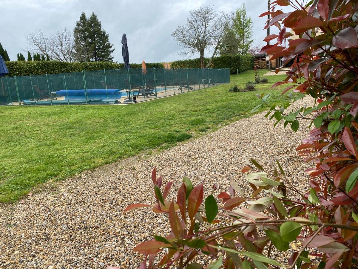 Gite 3 Etoiles Avec Piscine Dordogne Minzac ภายนอก รูปภาพ